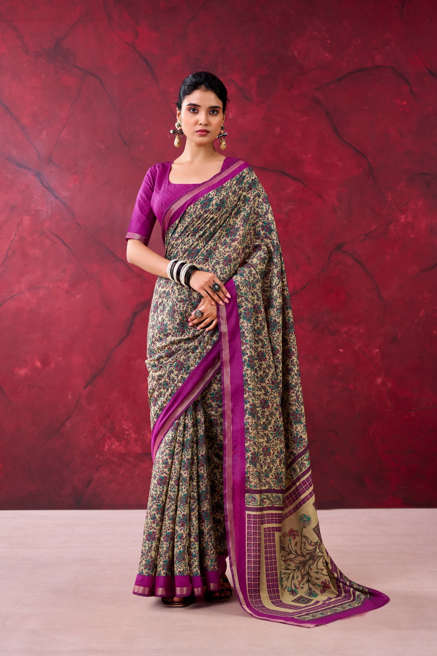 Where tradition meets comfort—this Chanderi cotton saree is all about lightweight luxury and lasting style