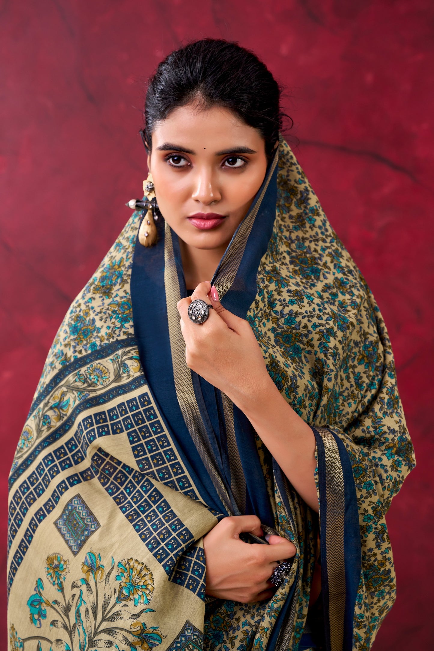 Where tradition meets comfort—this Chanderi cotton saree is all about lightweight luxury and lasting style