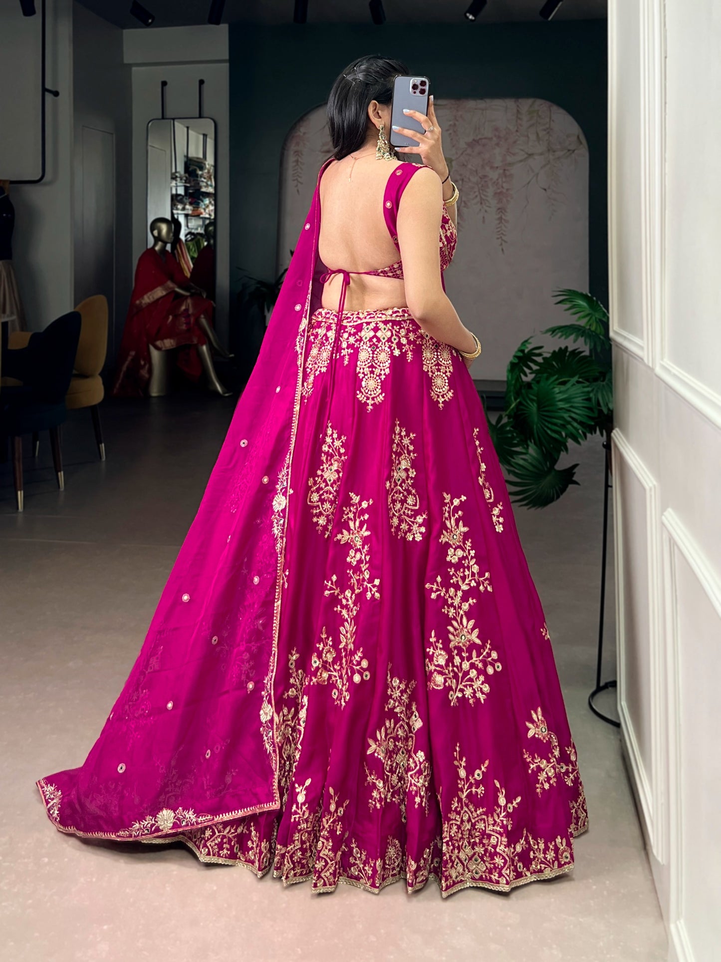 Where tradition meets sparkle This Naysha lehenga choli features detailed thread embroidery and shimmering sequins that make every twirl unforgettable ✨