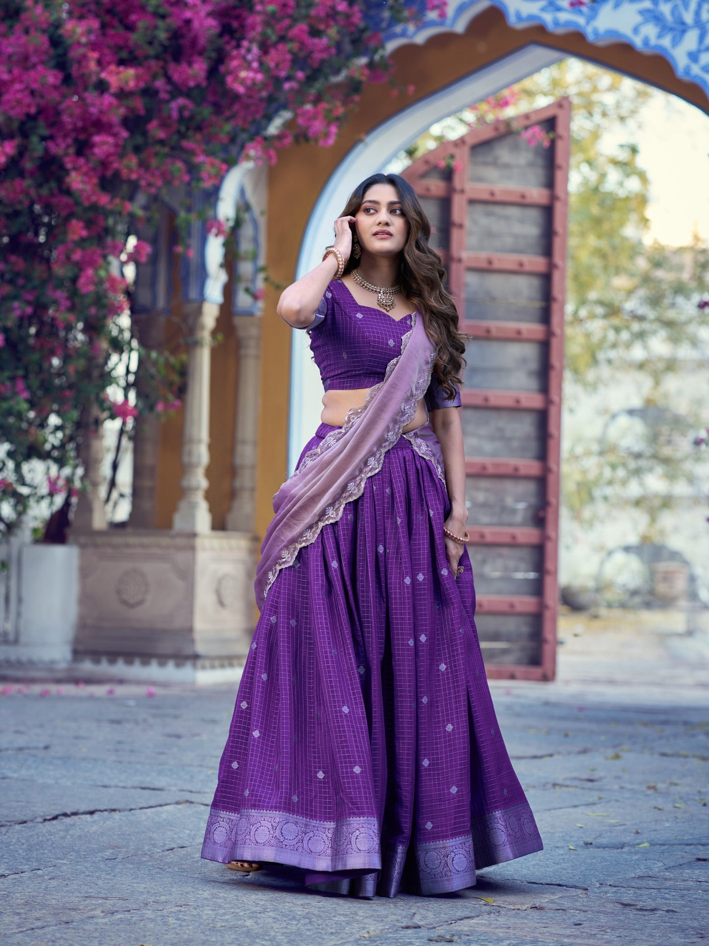 Make your Onam celebrations even more special with the elegance of Chinon Checks.