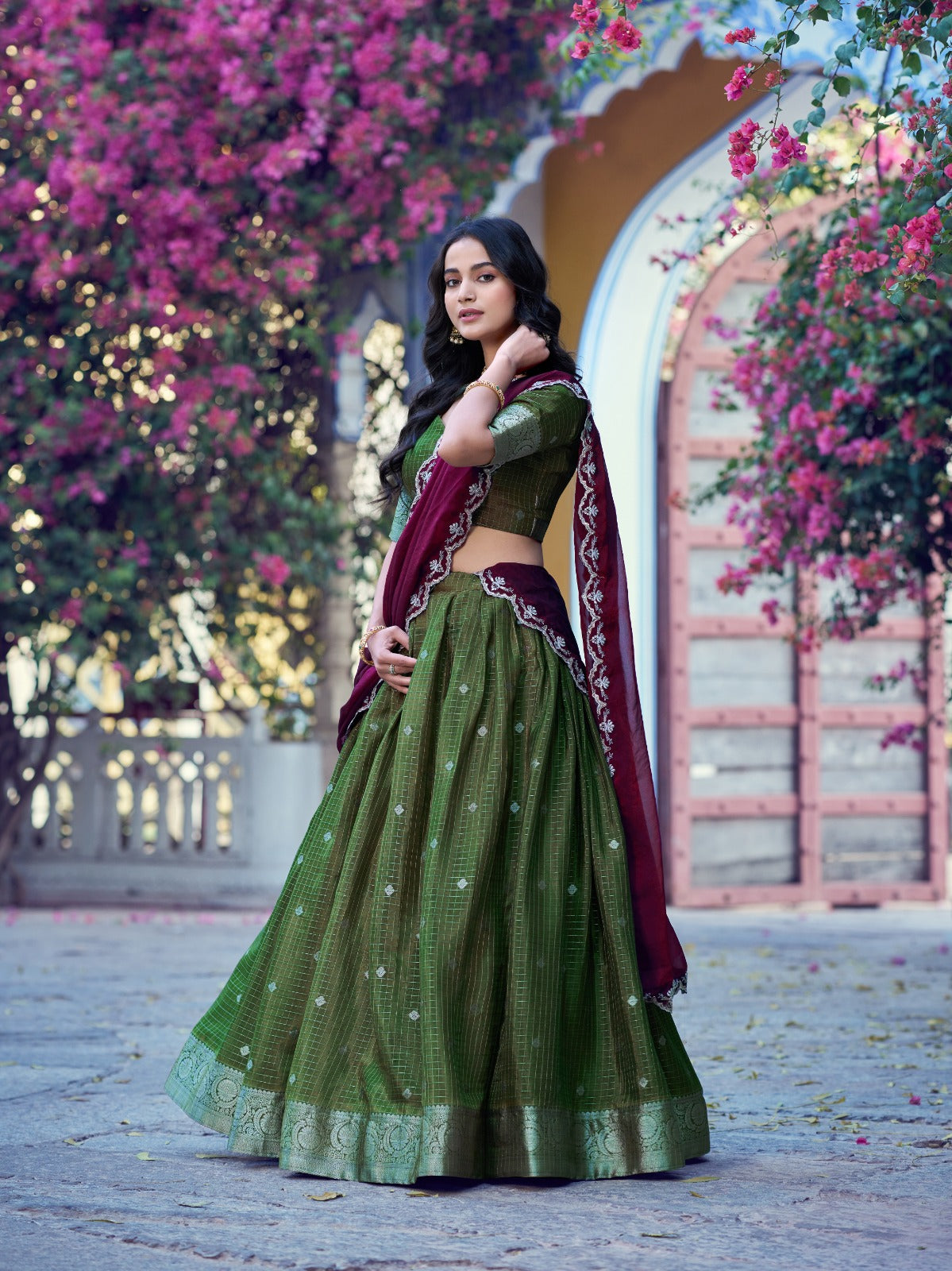 Make your Onam celebrations even more special with the elegance of Chinon Checks.