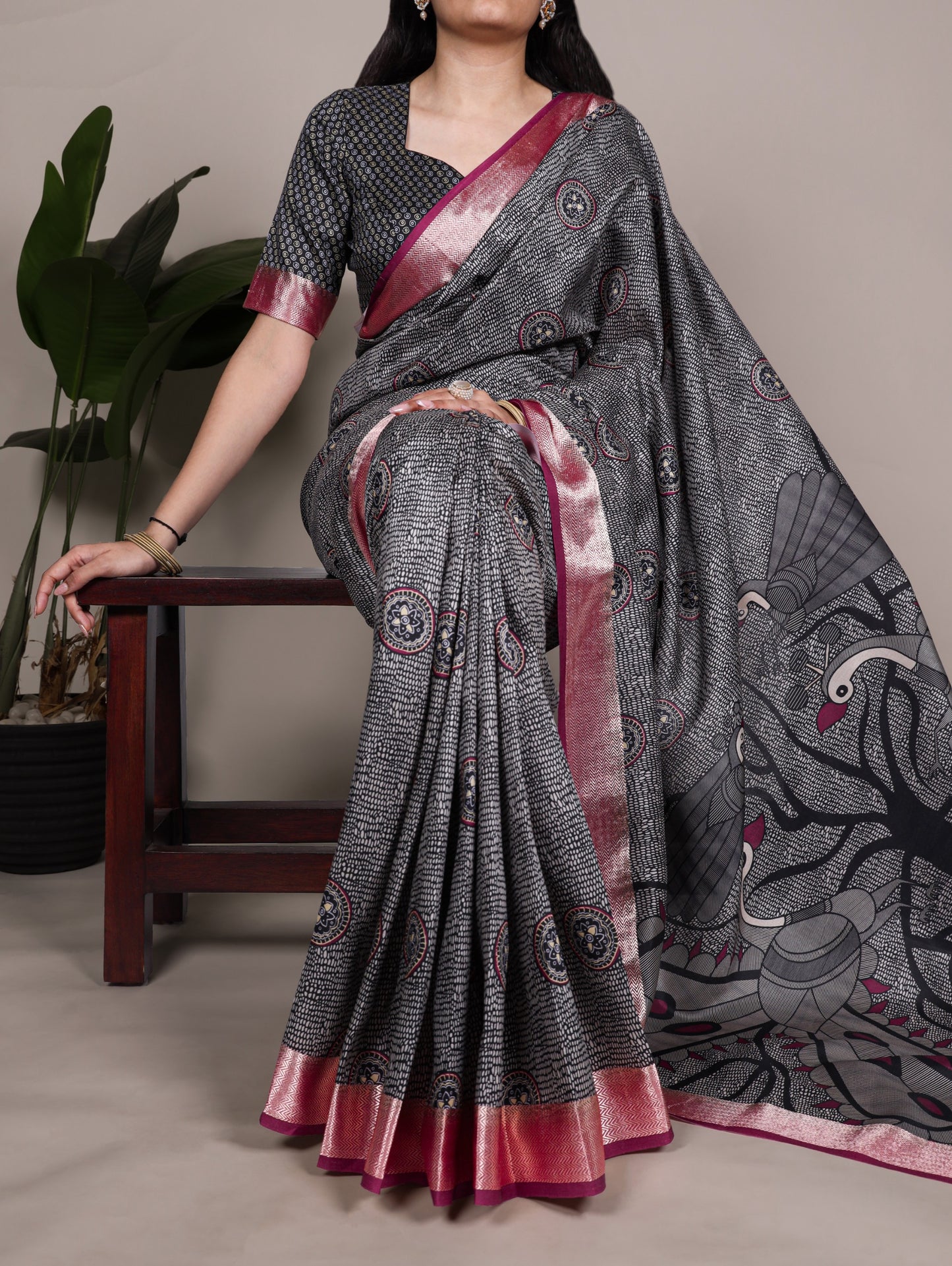 Experience the natural charm of pure Tasar silk, known for its rich texture and graceful fall 🍁
