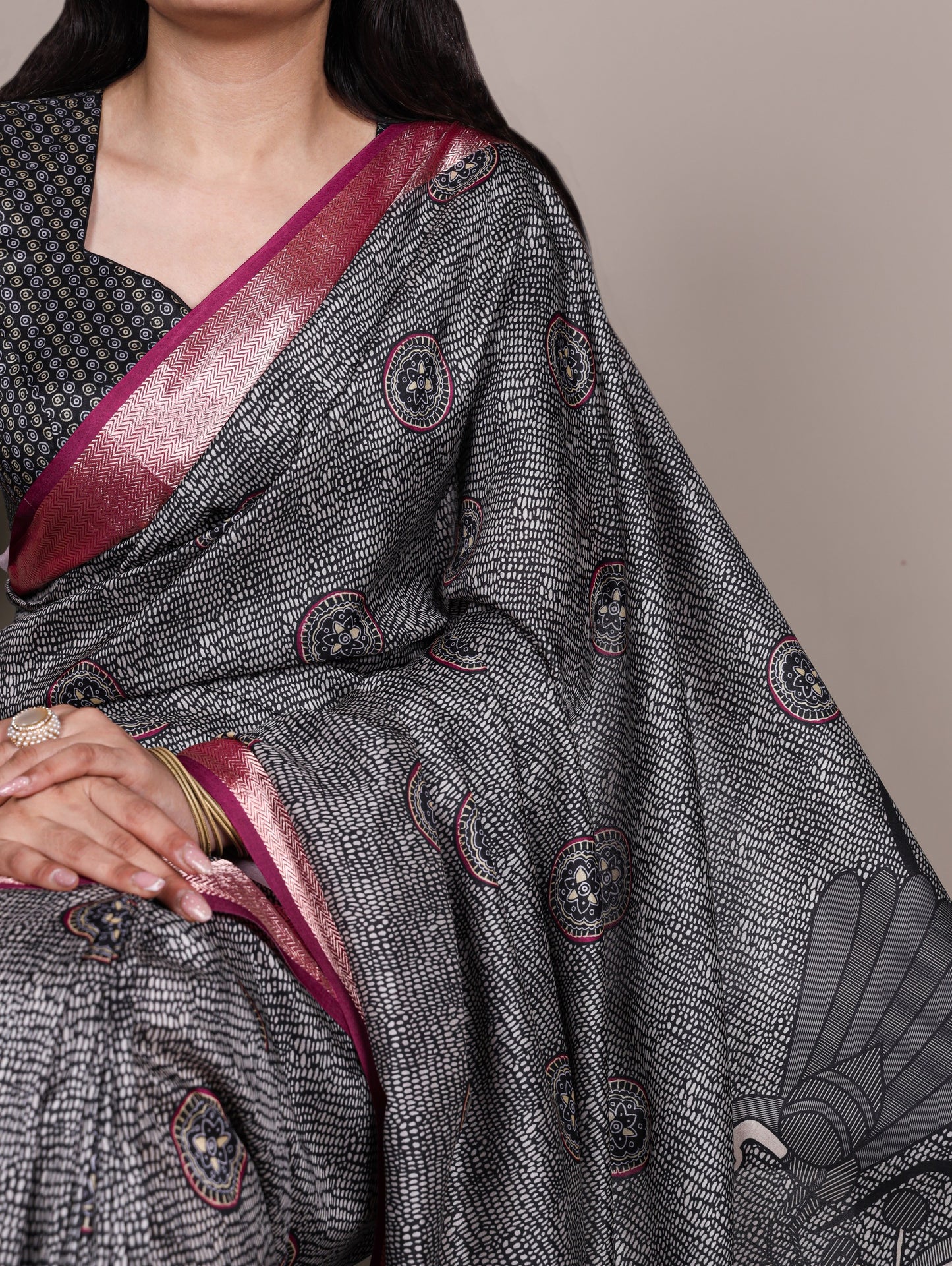 Experience the natural charm of pure Tasar silk, known for its rich texture and graceful fall 🍁