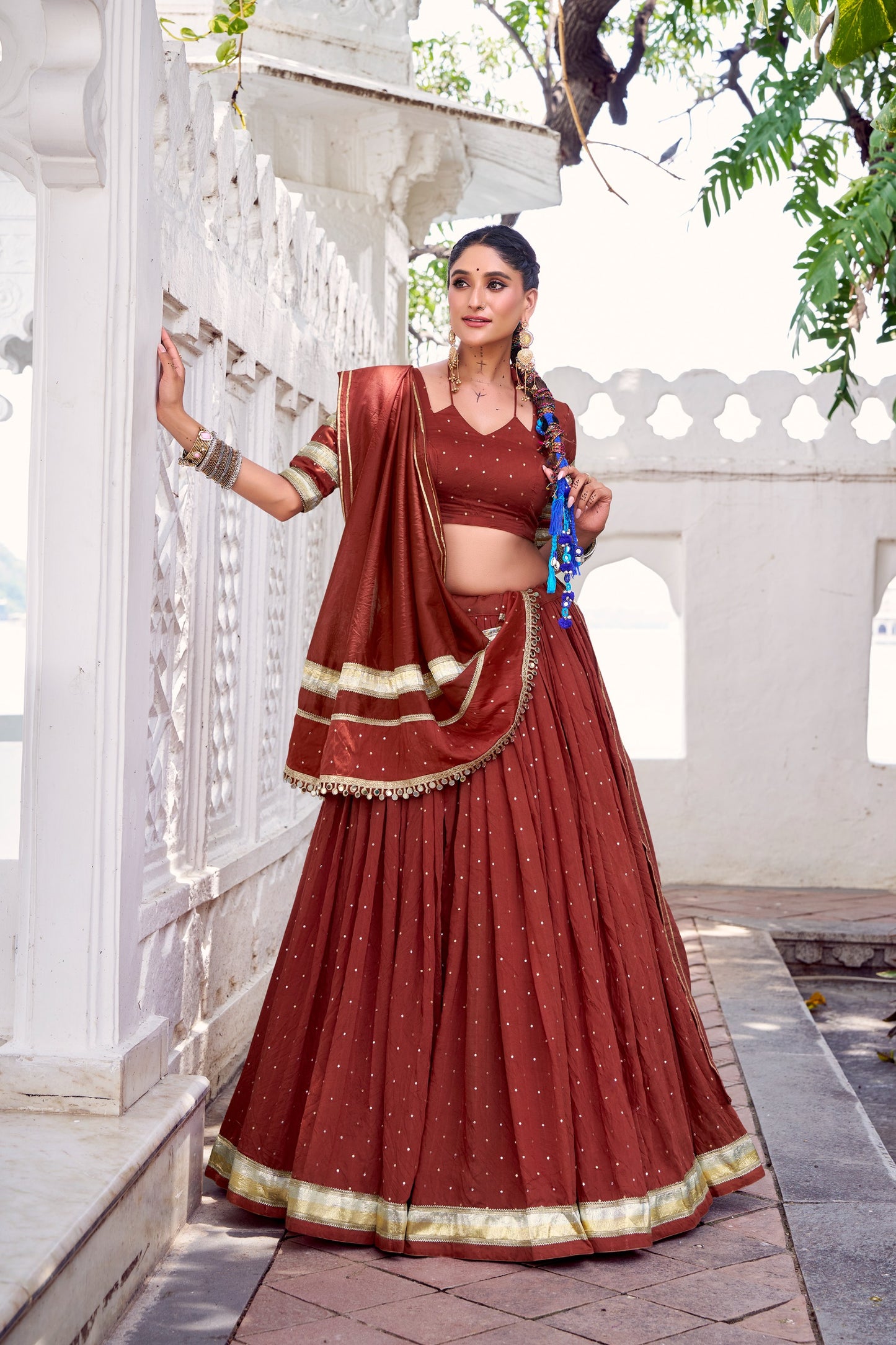 Chanderi classics in four soulful shades – where tradition meets timeless beauty. 🪞✨