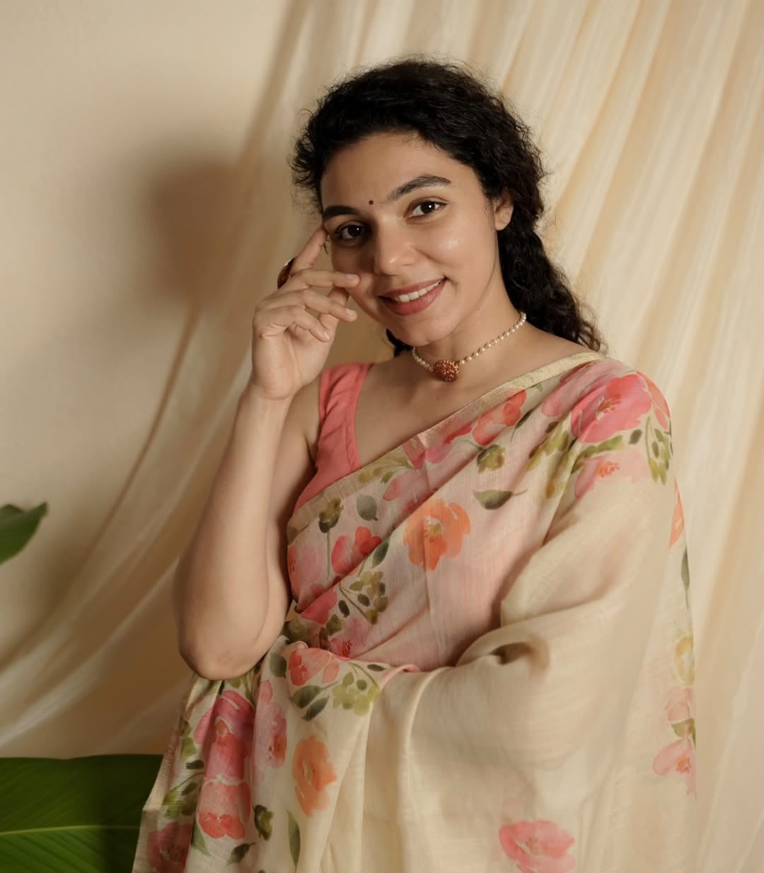 Women's Linen Cotton Saree in Ivory with Gold Patti Weaving and Floral Digital Print