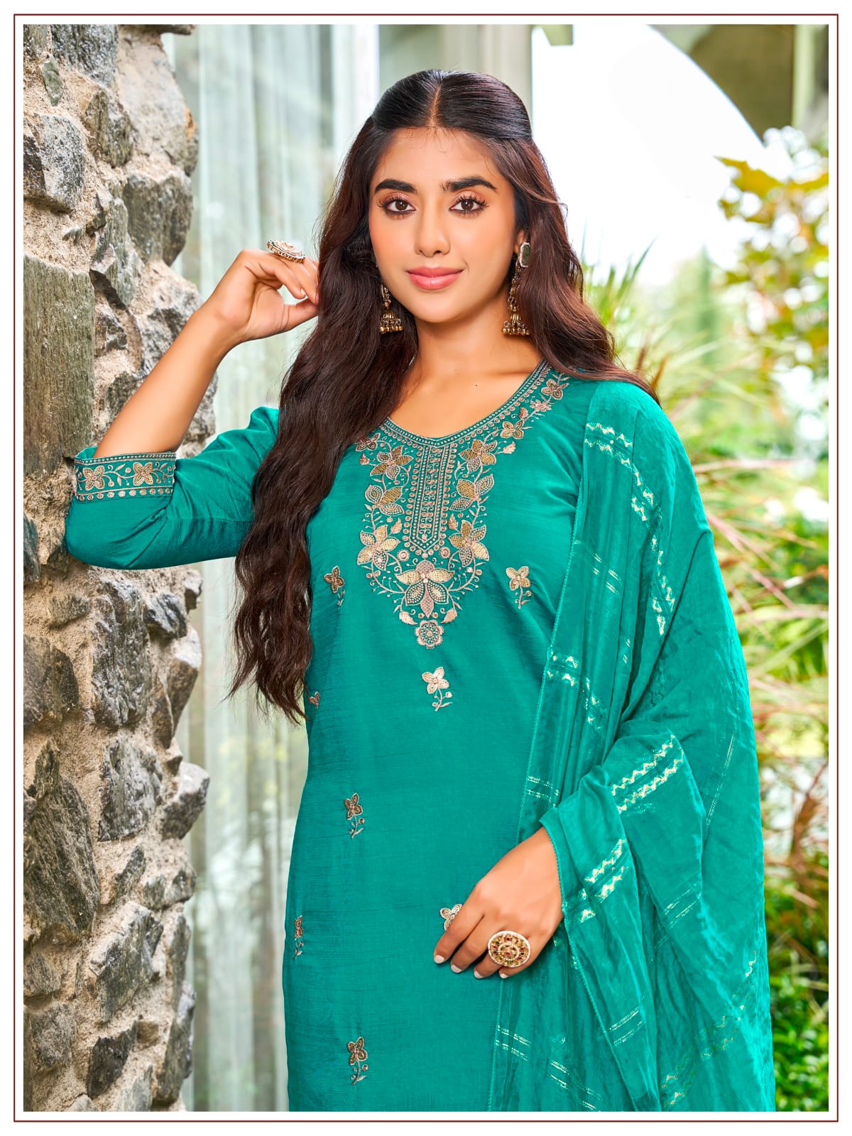 Women's Kurta Pant Dupatta Set in Assorted Colors Vertican Silk with Thread Embroidery