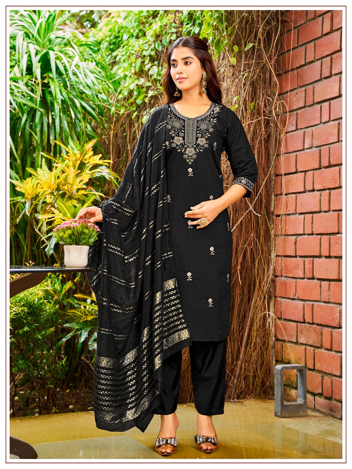 Women's Kurta Pant Dupatta Set in Assorted Colors Vertican Silk with Thread Embroidery