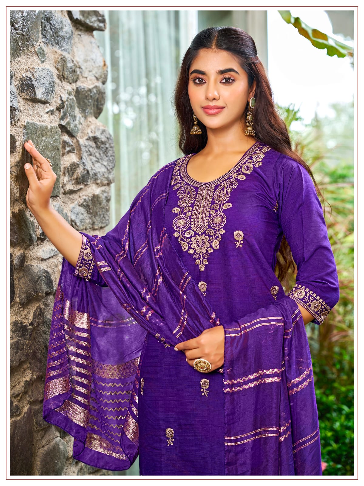 Women's Kurta Pant Dupatta Set in Assorted Colors Vertican Silk with Thread Embroidery