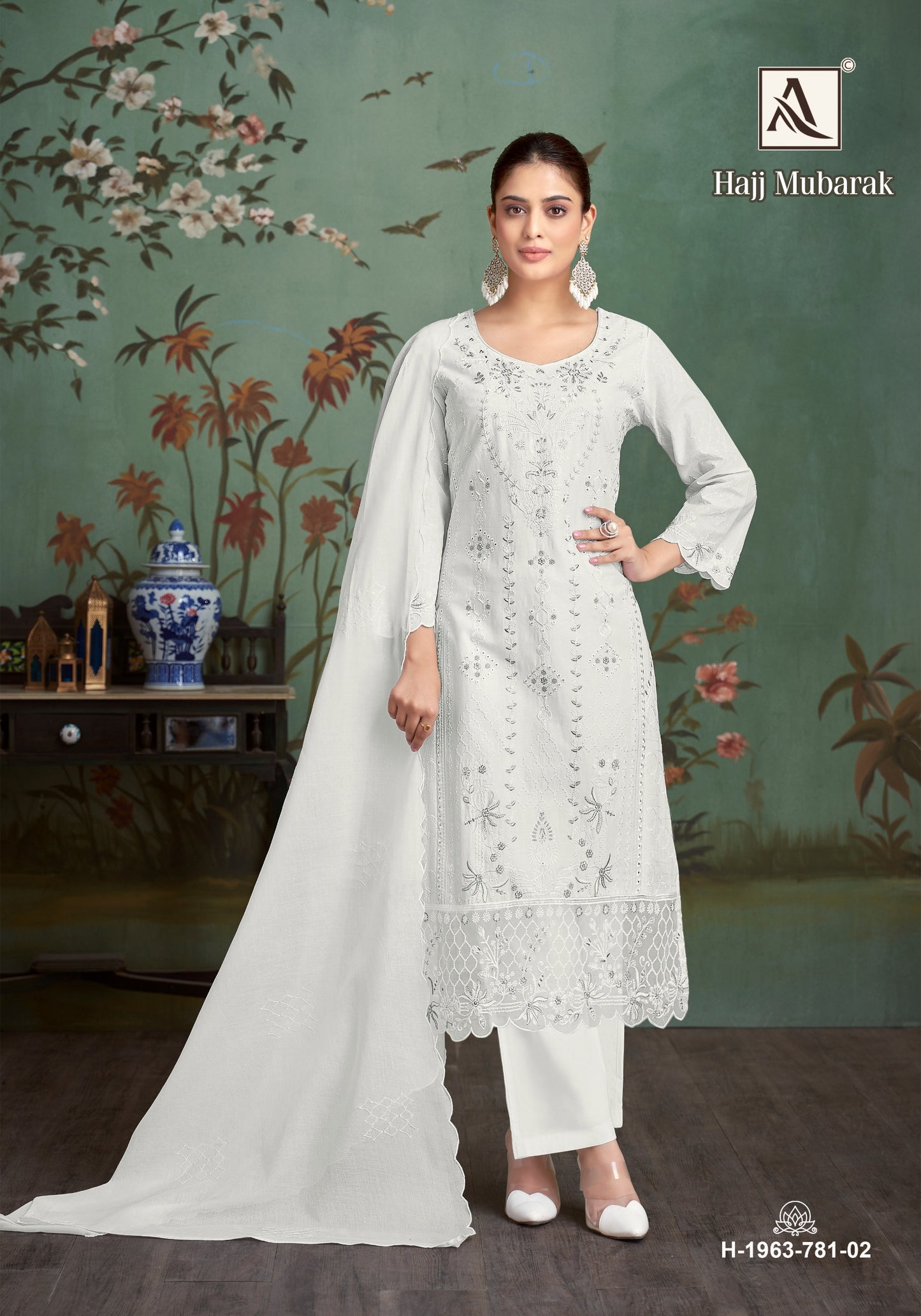 Pure Cambric Lawan Pakistani salear kameez wholesale salwar kameez suplier