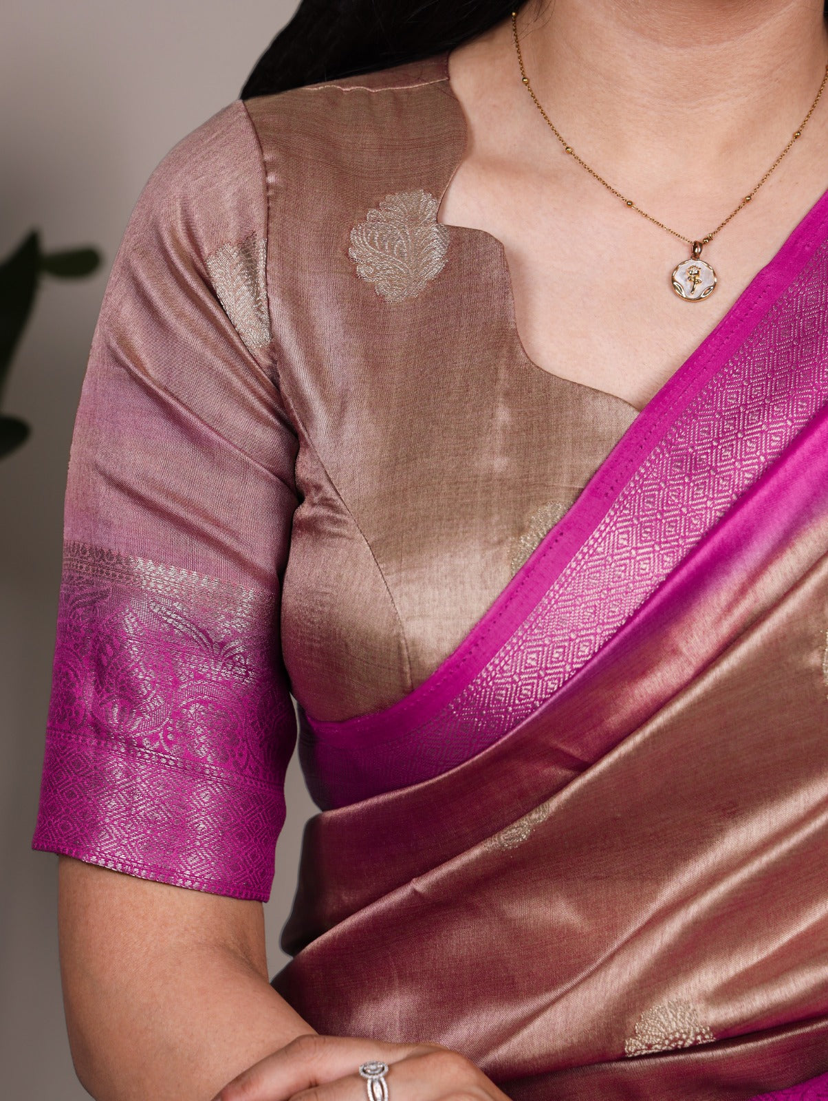 The perfect saree for when you want timeless beauty and modern grace 🪞✨
