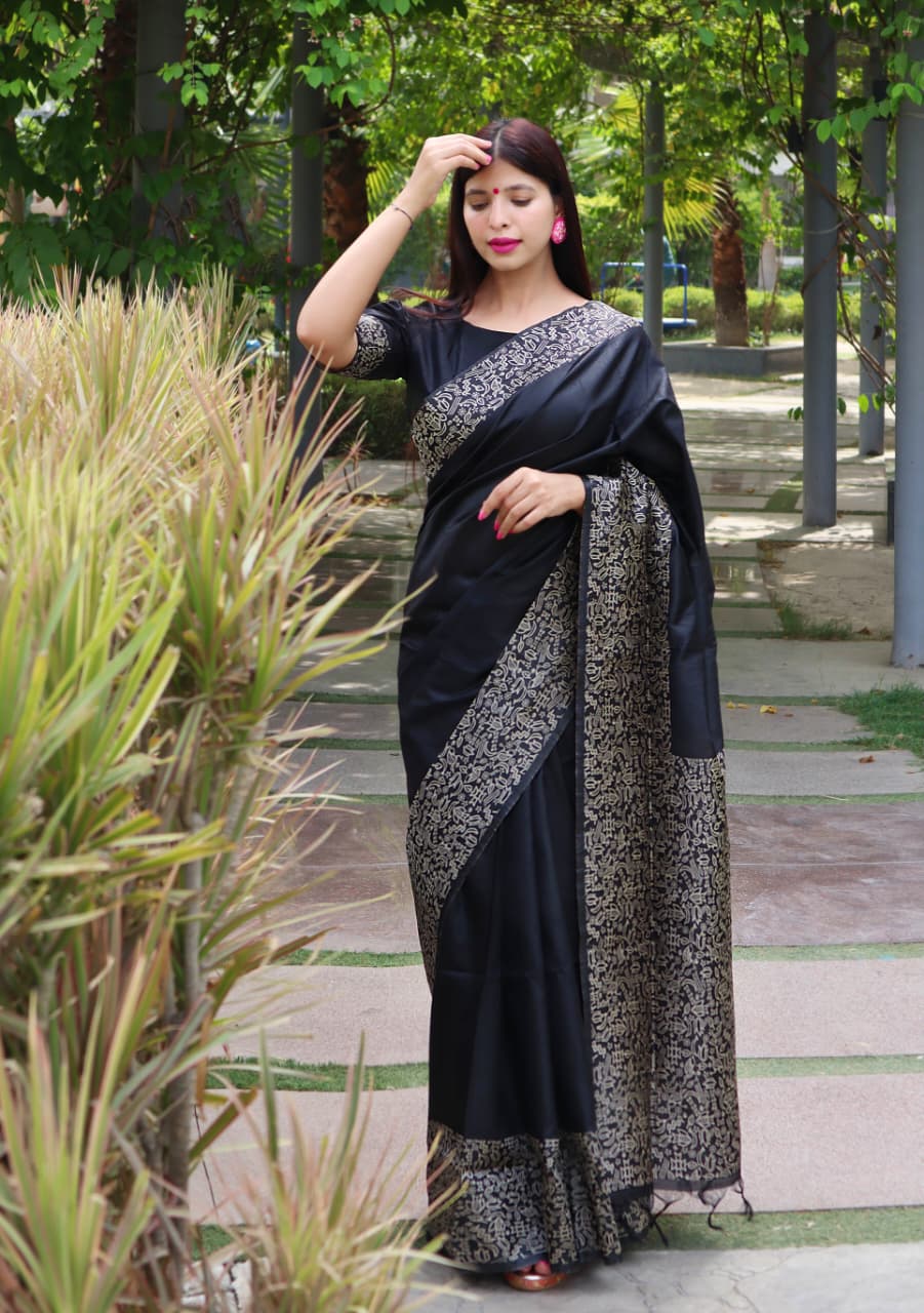 WE ARE COME AGAIN WITH NEW DEMANDING KALAMKARI WEAVING SAREE JUST FOR YOU
