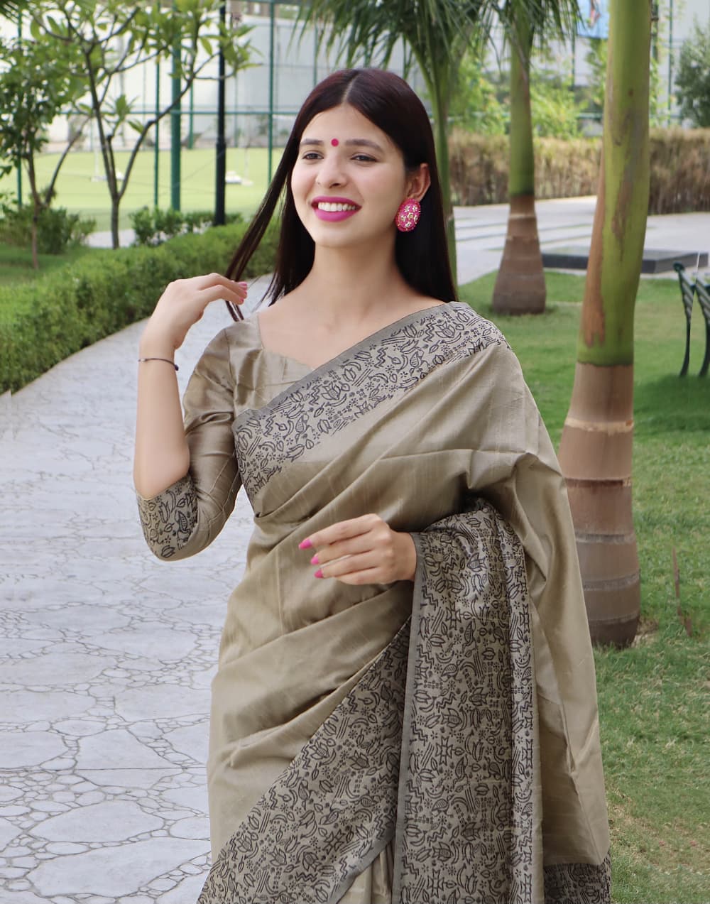 WE ARE COME AGAIN WITH NEW DEMANDING KALAMKARI WEAVING SAREE JUST FOR YOU