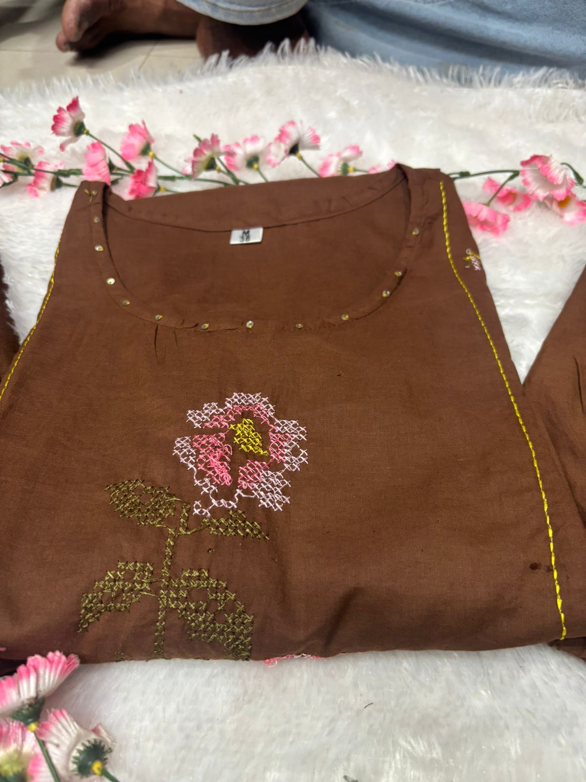 The Dual Palette of Festive Comfort: Exploring Deep Coffee Brown and Vivid Crimson Red Tones in Modern Silk-Blend Salwar Suits