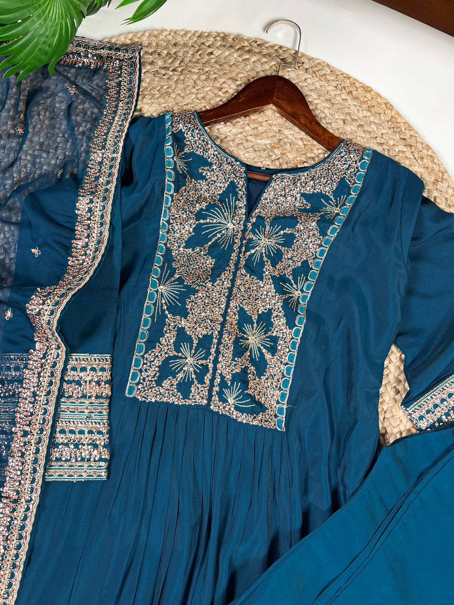 Let the smooth fall of Roman silk enhance your style with its classic charm and graceful finish 🦋
