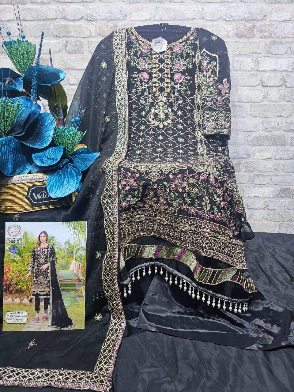 Embroidered Chiffon Pakistani Salwar Kameez Suit Set with Khatli Handwork